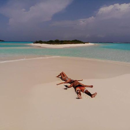 Surfretreat Hotel Bodufolhudhoo Екстериор снимка
