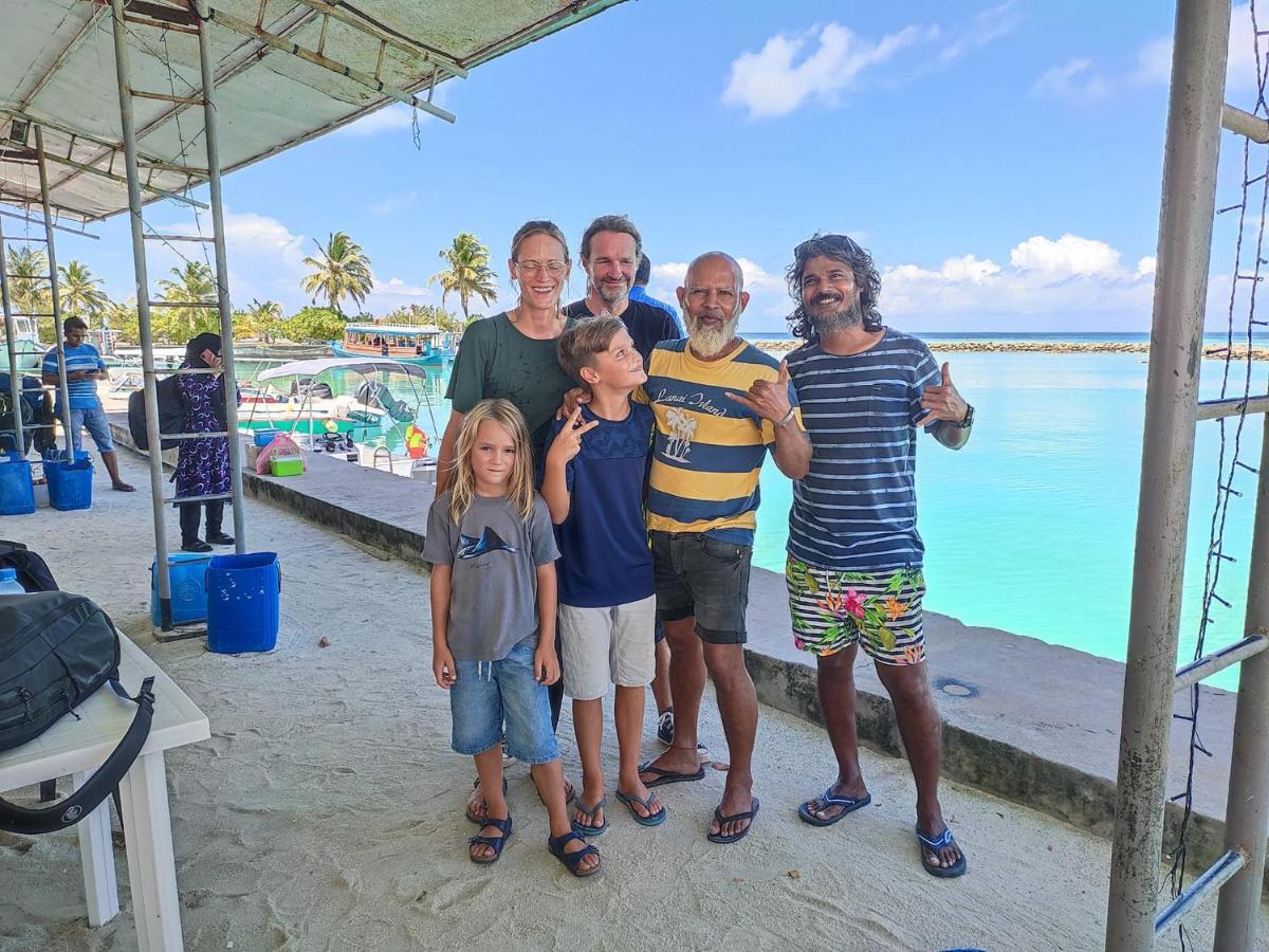 Surfretreat Hotel Bodufolhudhoo Екстериор снимка
