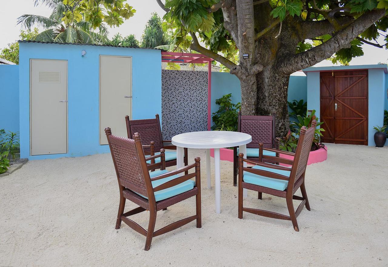 Surfretreat Hotel Bodufolhudhoo Екстериор снимка